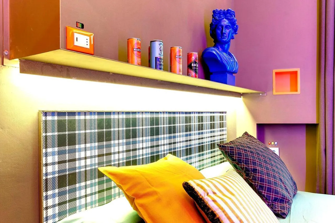 Pop Tower Apartments By Mamo Florencja